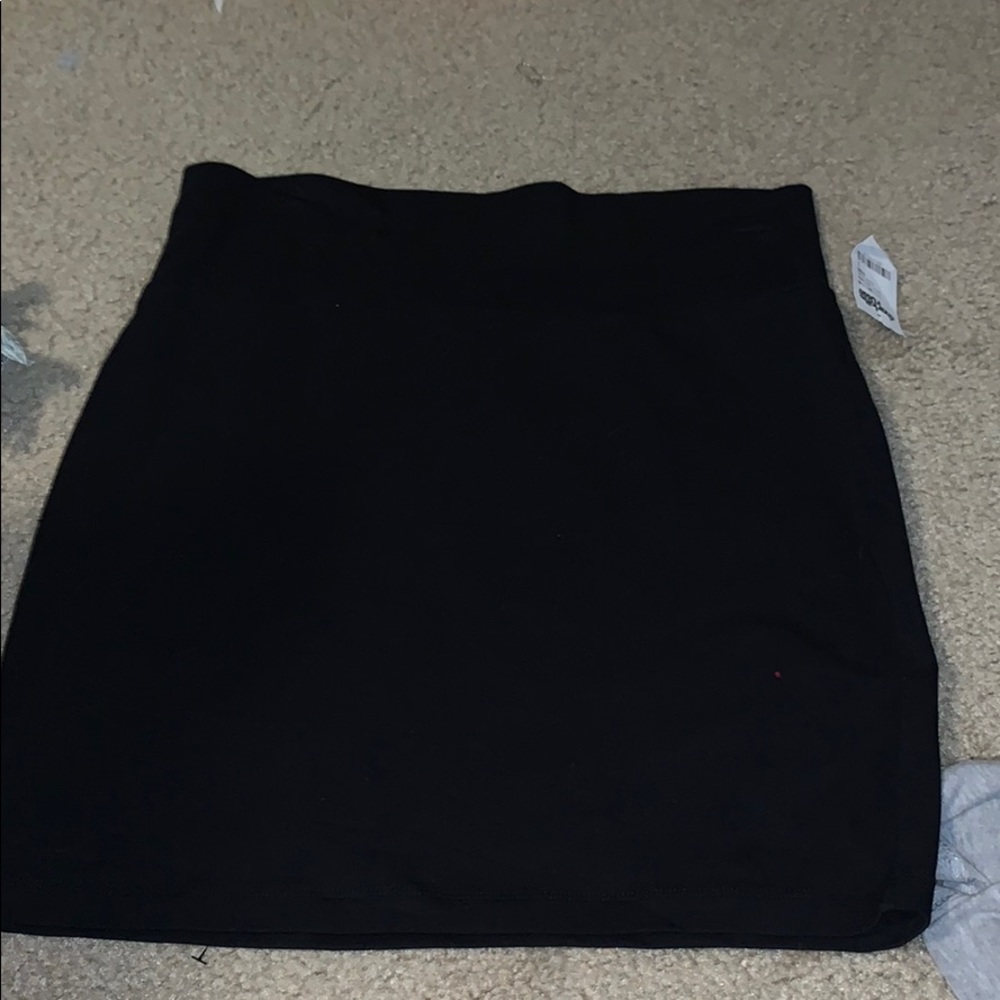 Black pencil skirt